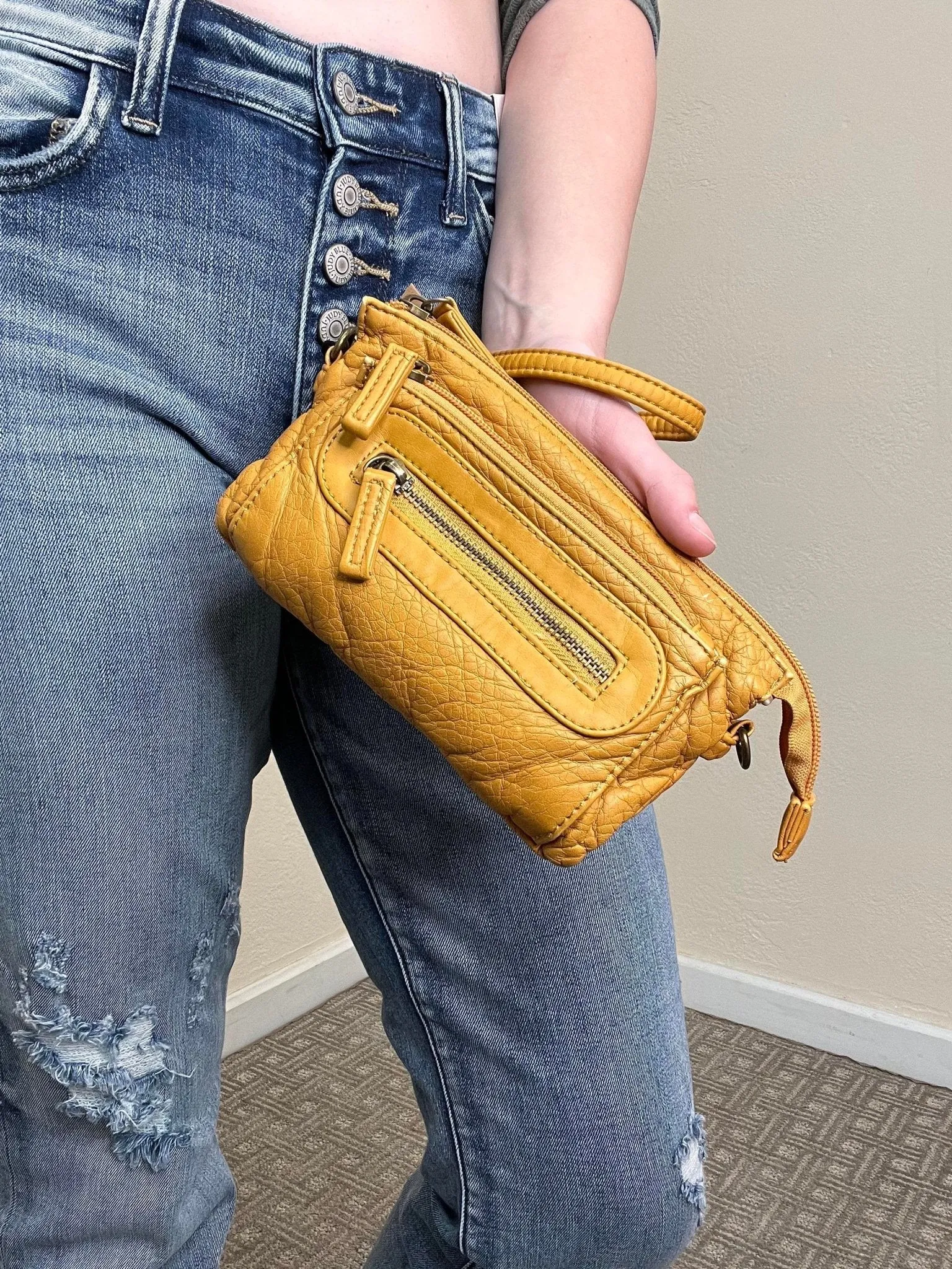 Anita Three Way Crossbody Wristlet Purse