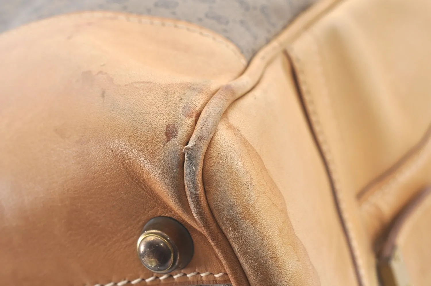 Authentic GUCCI Micro GG PVC Leather Travel Boston Bag Brown L0072