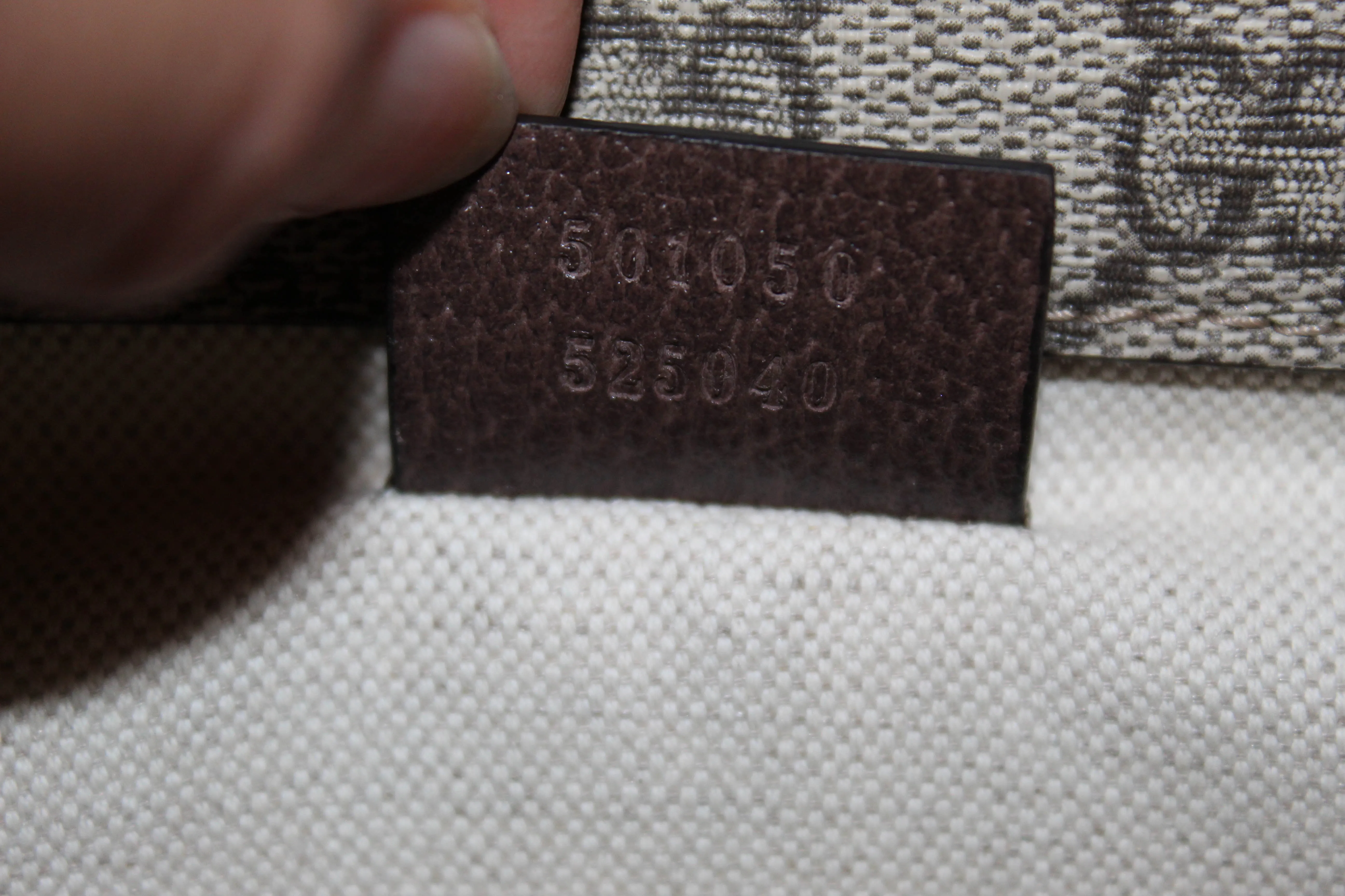 Authentic Gucci Neo Vintage Small Messenger Bag