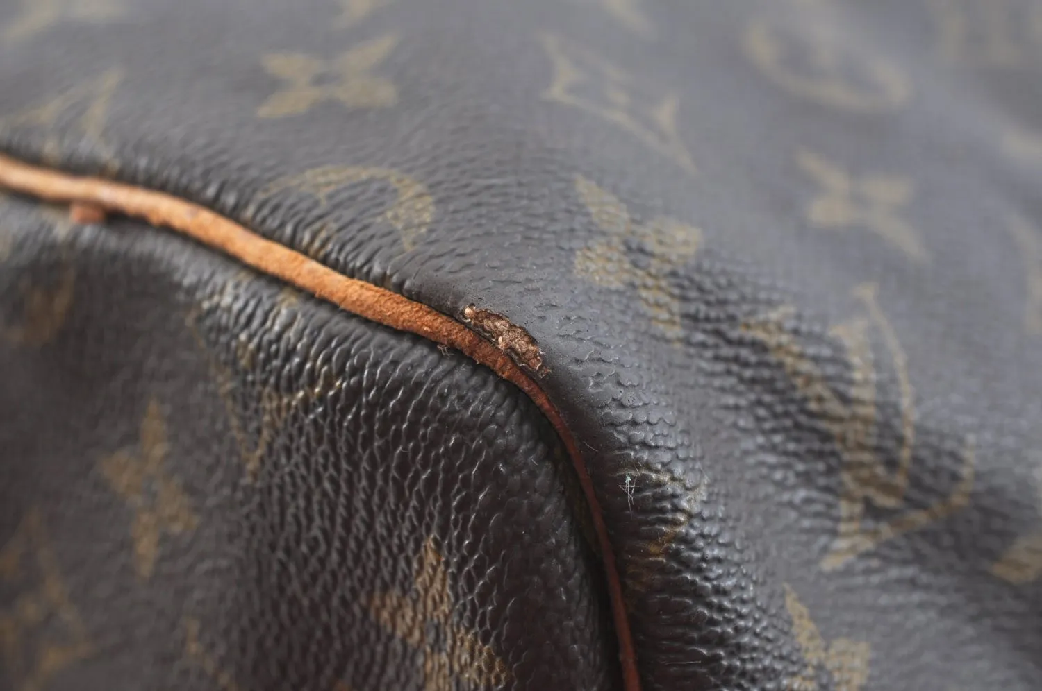 Authentic Louis Vuitton Monogram Keepall 55 Travel Boston Bag M41424 LV K9767