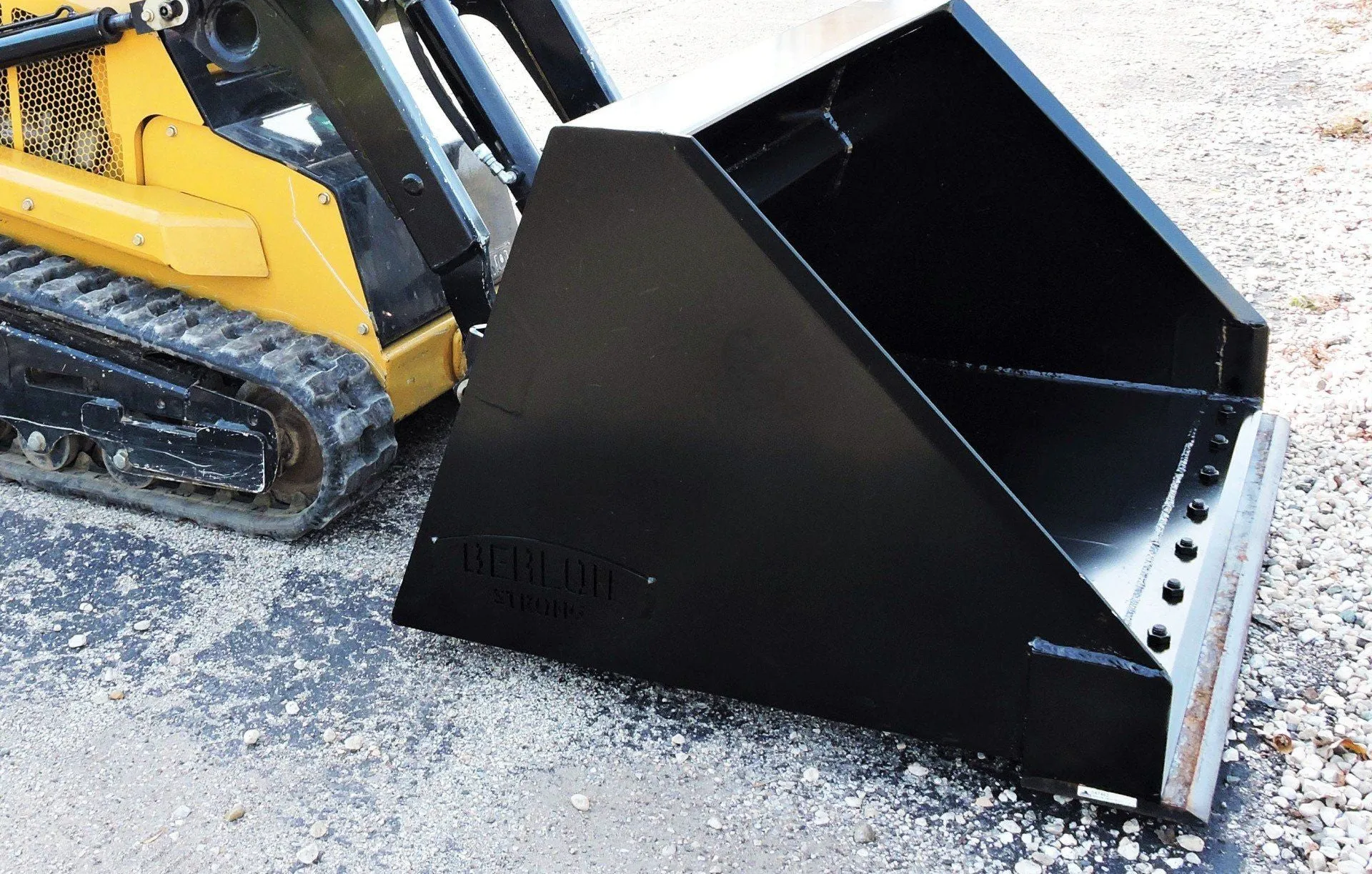 BERLON Snow and Light Material Bucket for Mini Loaders