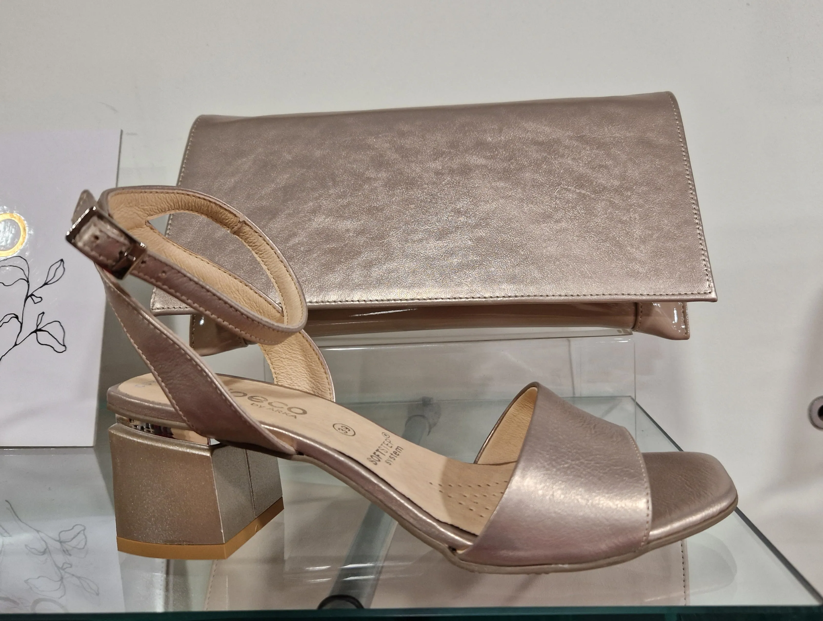 Bioeco Beige Pearl / Clutch bag to match 3942 Sandals B002-2244 metal