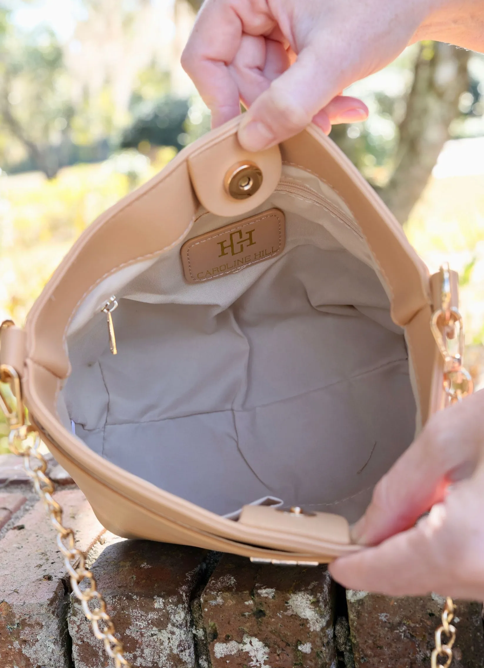 Brielle Bucket Bag • Tan