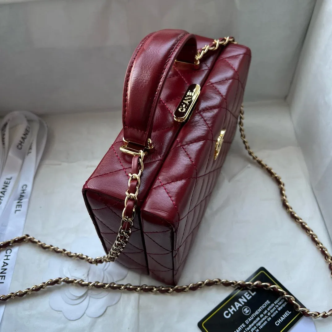 CC1061 Small Box Bag / 4.9 x 7.1 x 2.6in