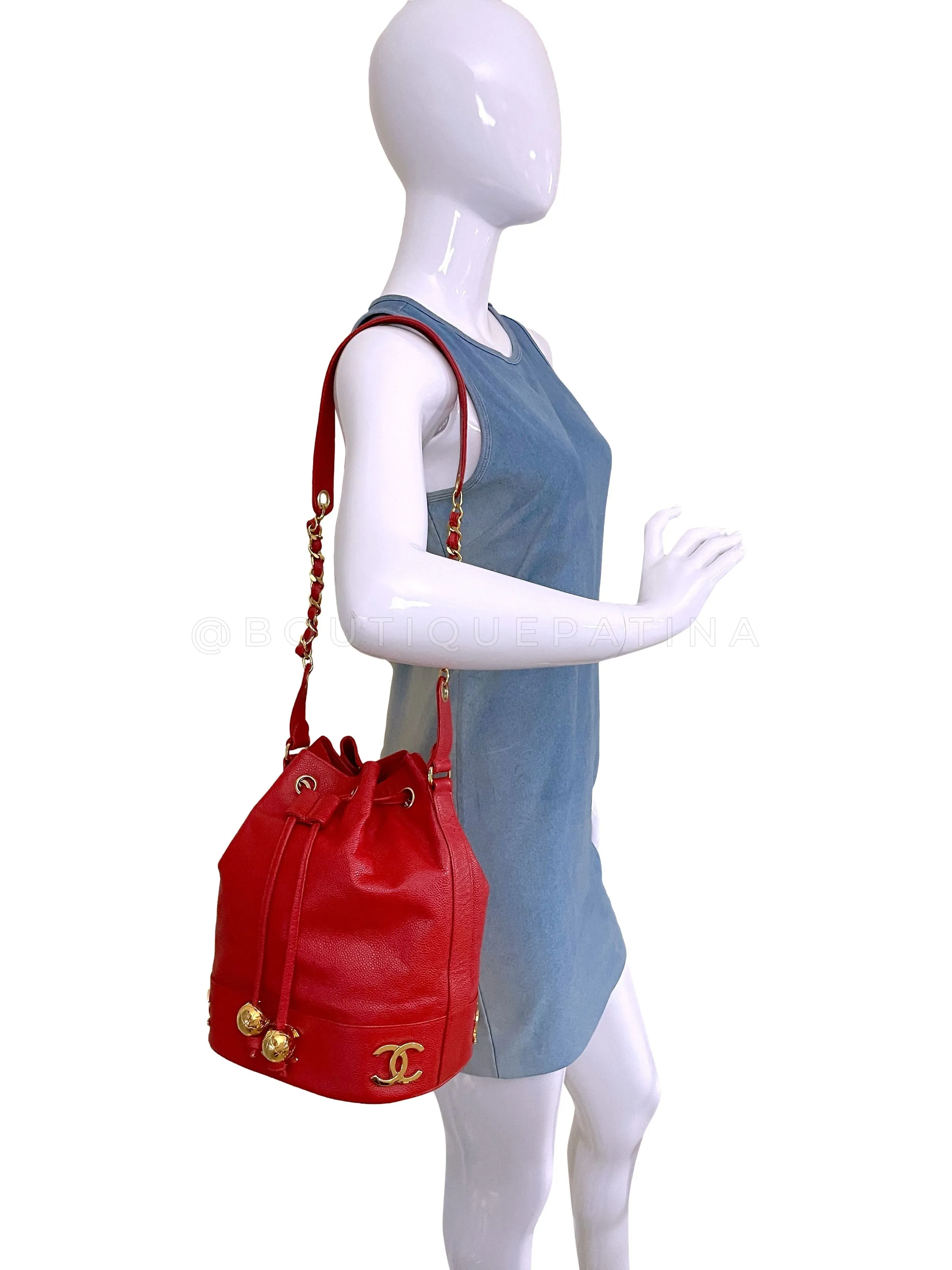 Chanel 1994 Vintage Red Caviar Bucket Bag Drawstring 24k GHW
