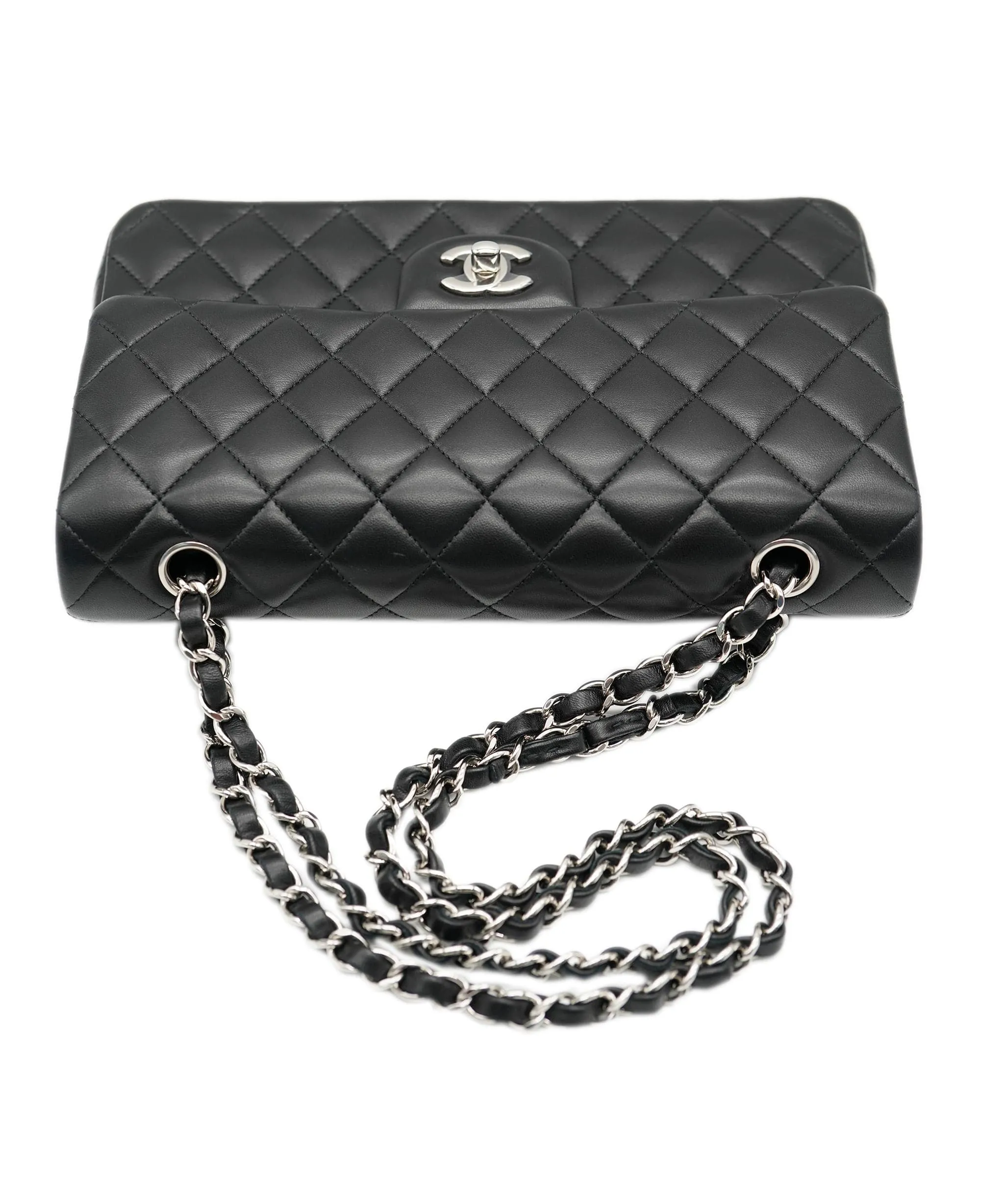 Chanel Black Leather Quilted Lambskin Medium Classic Flap Bag  ASC4267