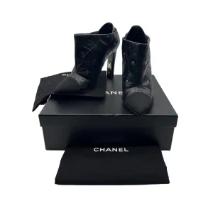 Chanel Black Quilted Leather Pointed Toe Ankle Boots - Sz 39.5