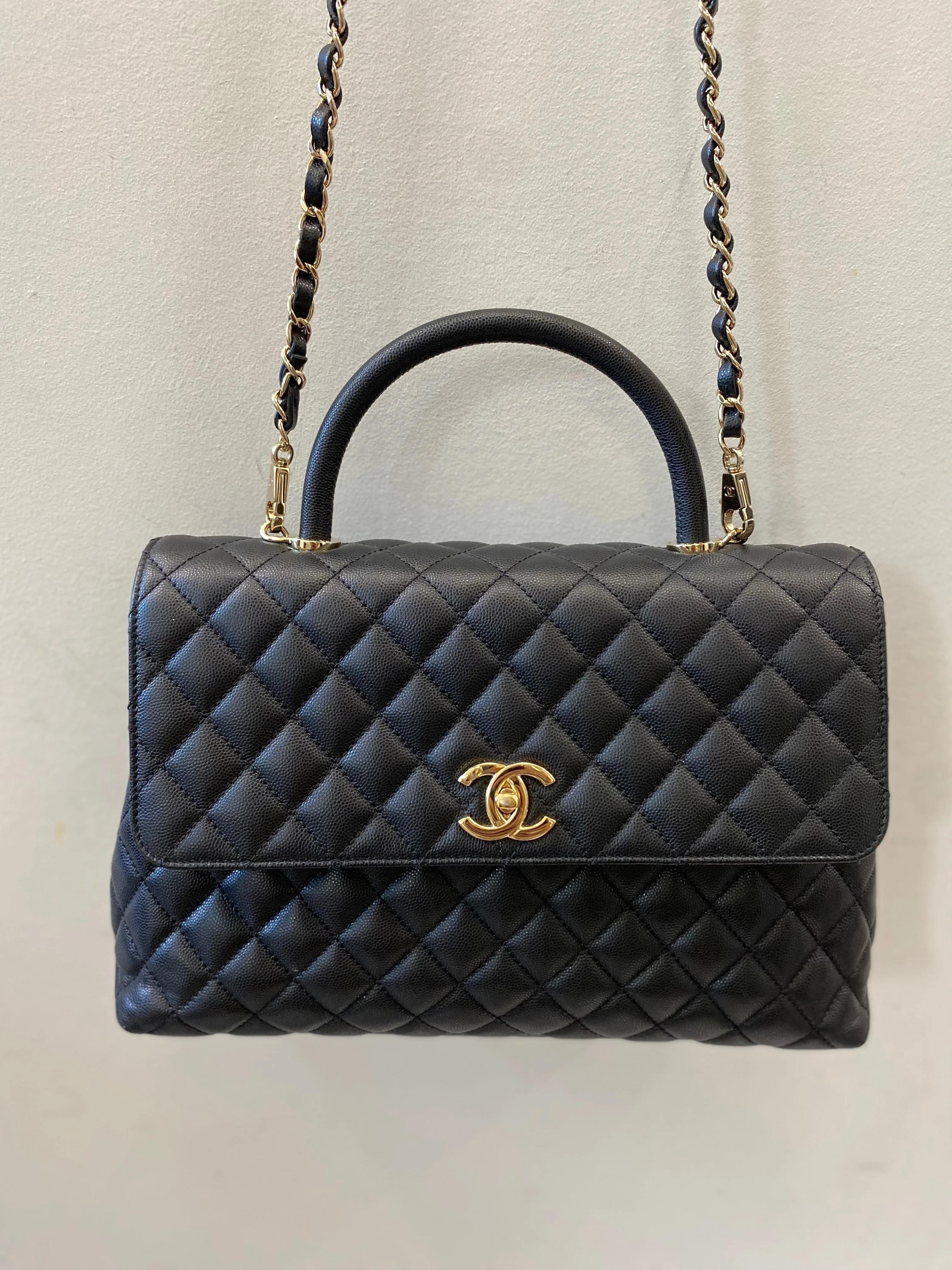 CHANEL CAVIAR QUILTED MEDIUM COCO TOP HANDLE FLAP BAG