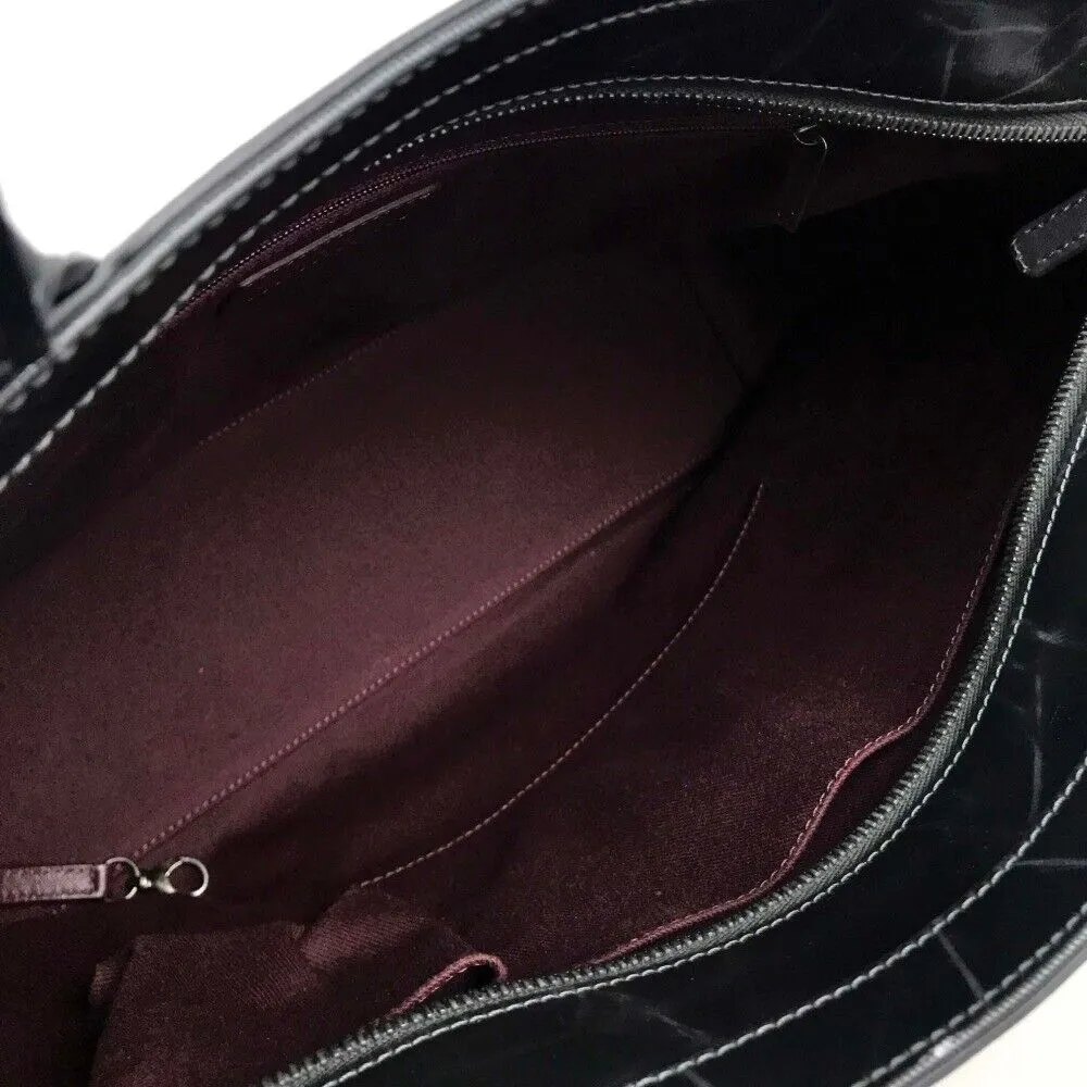 CHANEL CC CHARM QUILTED MEDIUM TOTE BAG