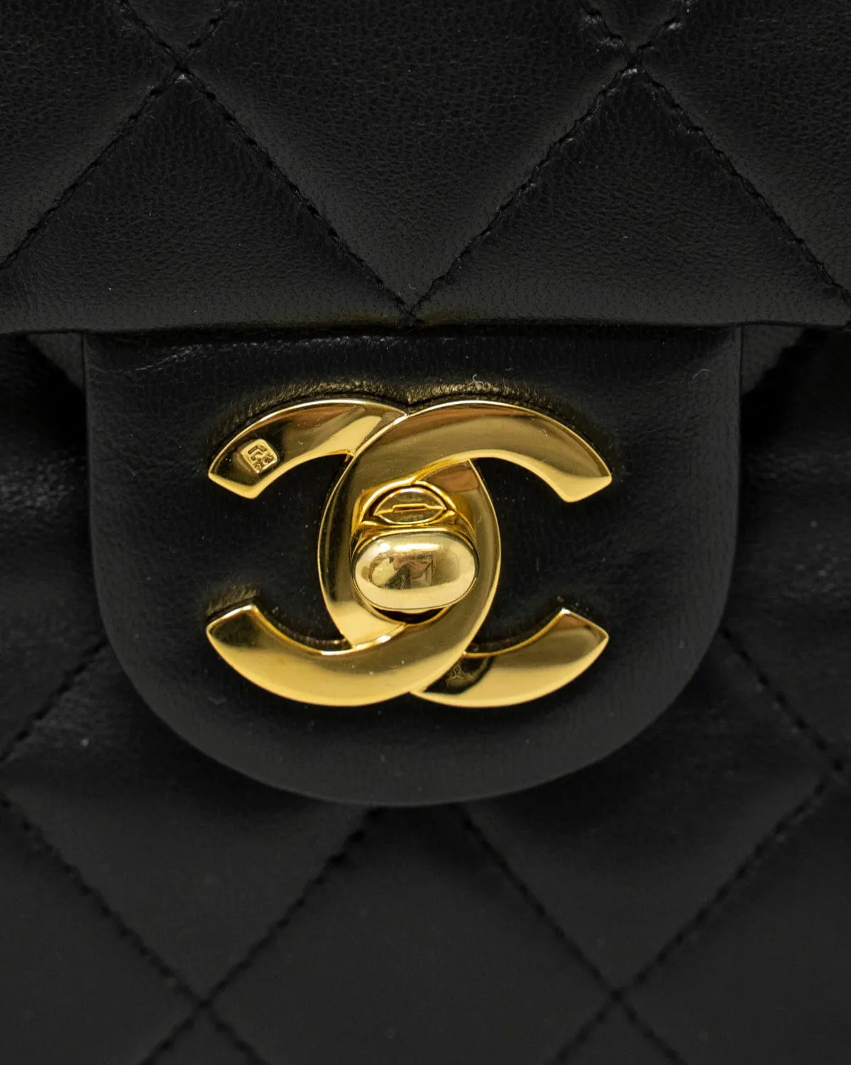Chanel Classic Flap Mini Square Chain Shoulder Bag ASL2416