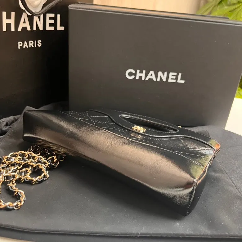 Chanel Quilted Black Cross Body Bag – Leather