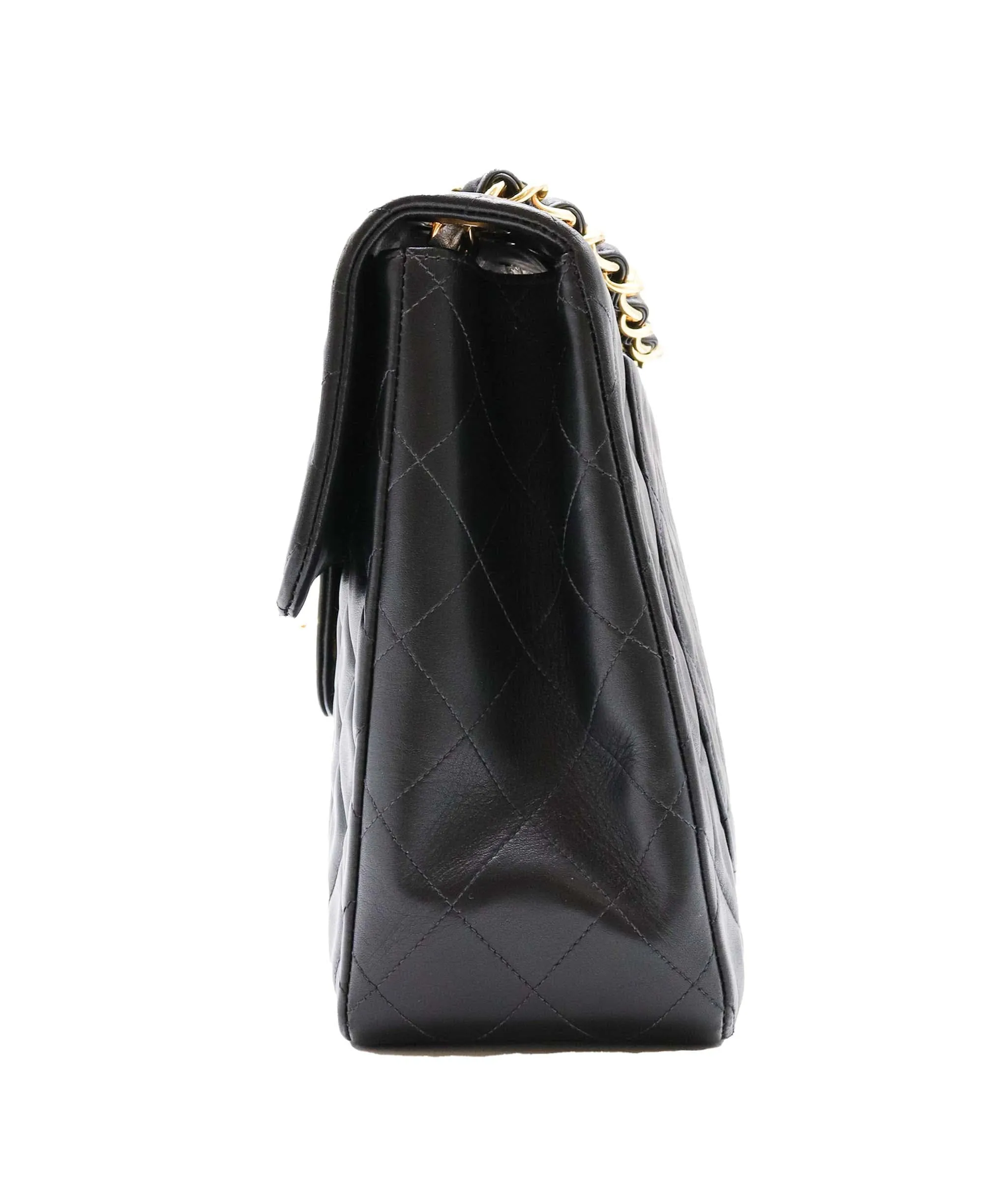 CHANEL VINTAGE MATELASSE 34 CHAIN SHOULDER BAG BLACK LAMB SKIN 90244702 DXBS0593