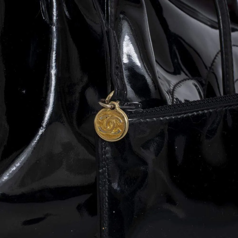 Chanel Vintage Patent Bucket Bag - AWL1421