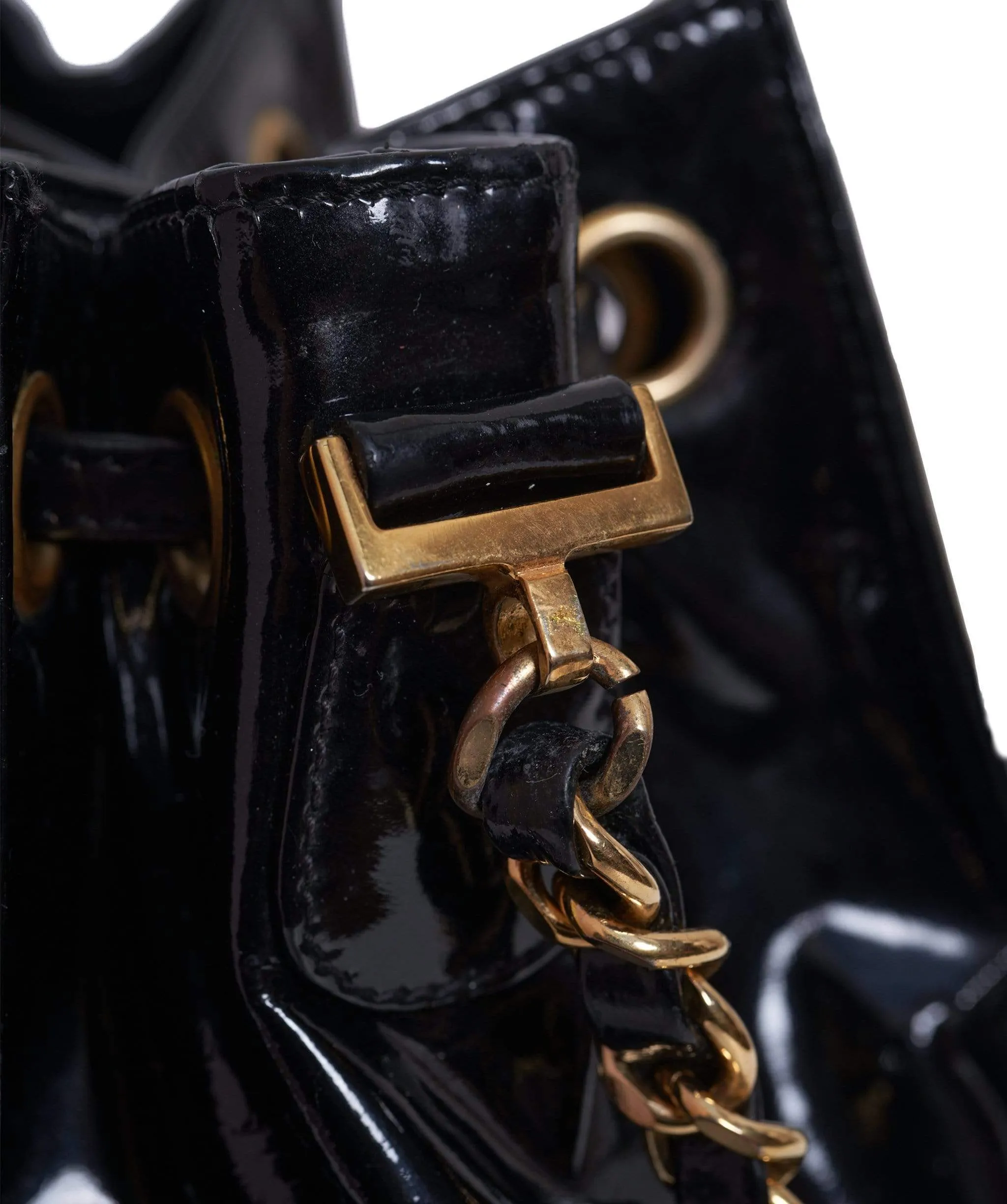 Chanel Vintage Patent Bucket Bag - AWL1421