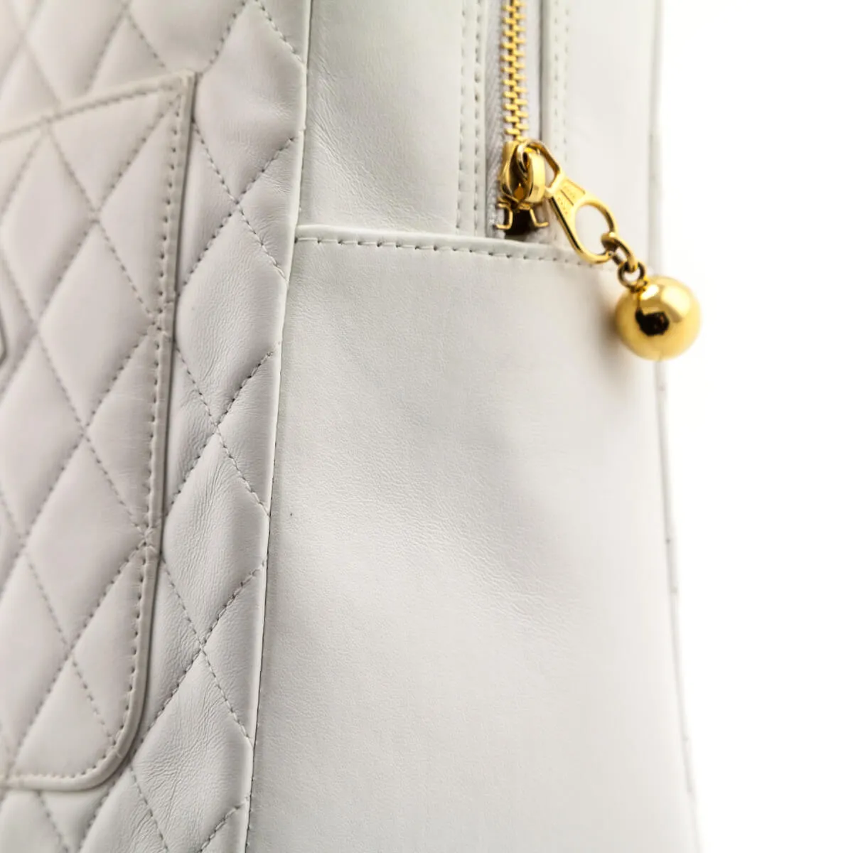 Chanel White Quilted Lambskin Vintage CC Tote Bag