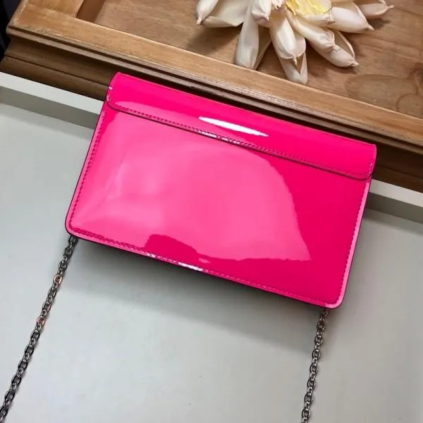 Cherrywood Woc Chain Wallet In Patent Leather M67793 Pink 2019 Collection