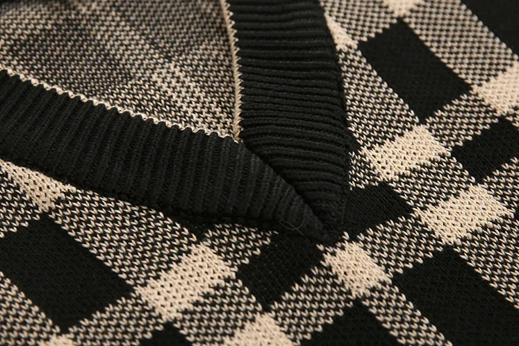 Chicmy-Korean style, Korean men's outfit, minimalist style, street fashion PLAID V-NECK SWEATER