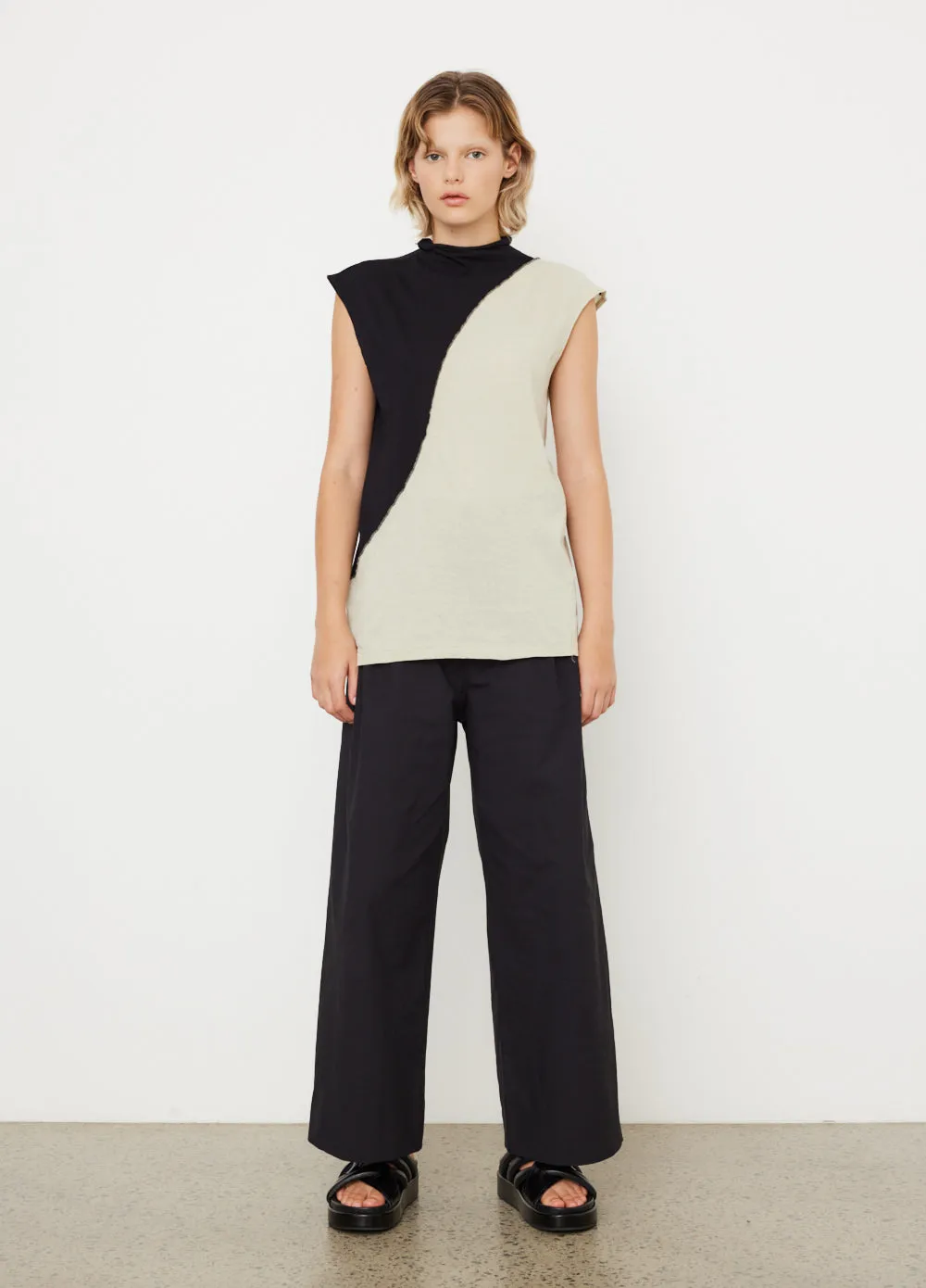 Contrast Raised Neck Tank