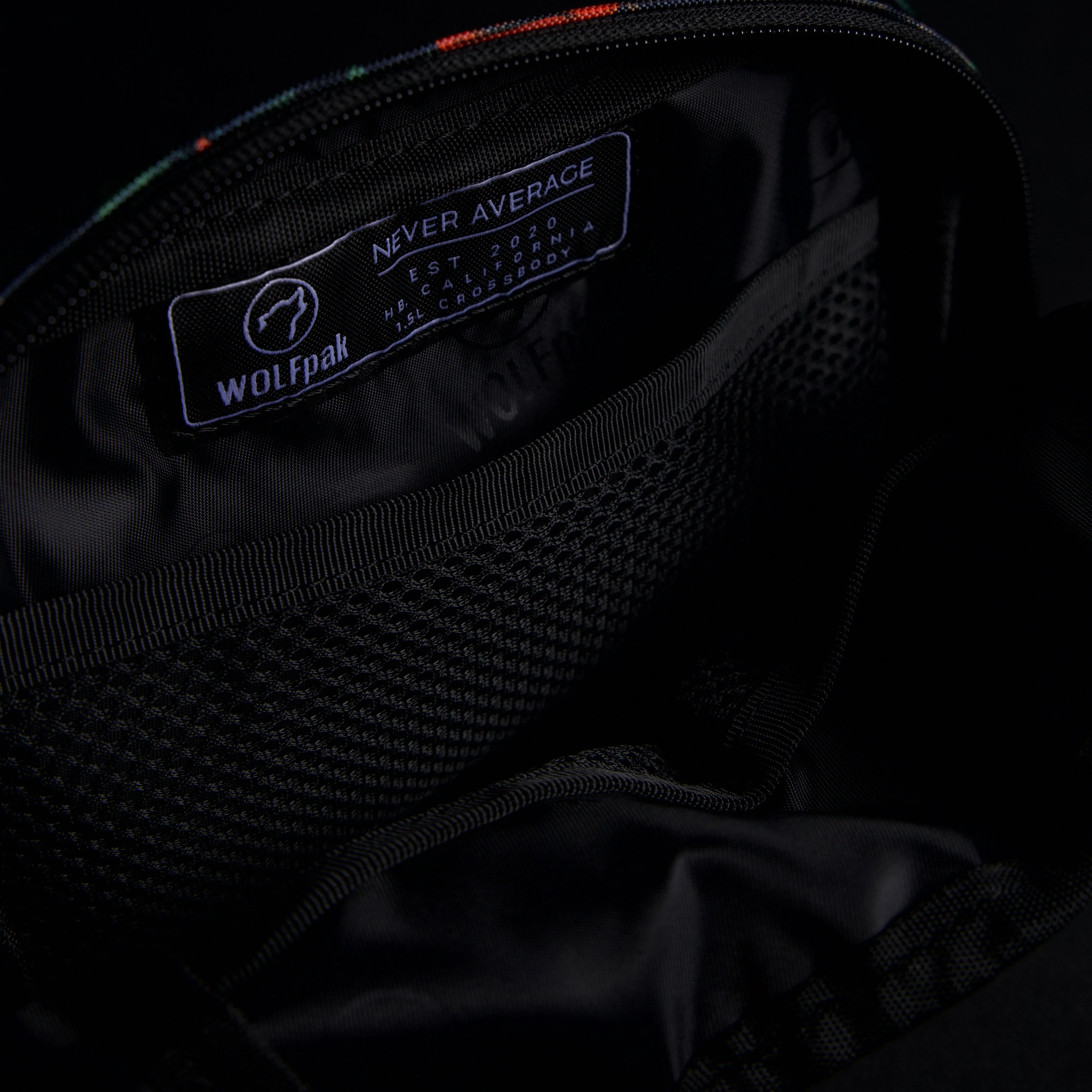 Crossbody Pack Love Never Dies