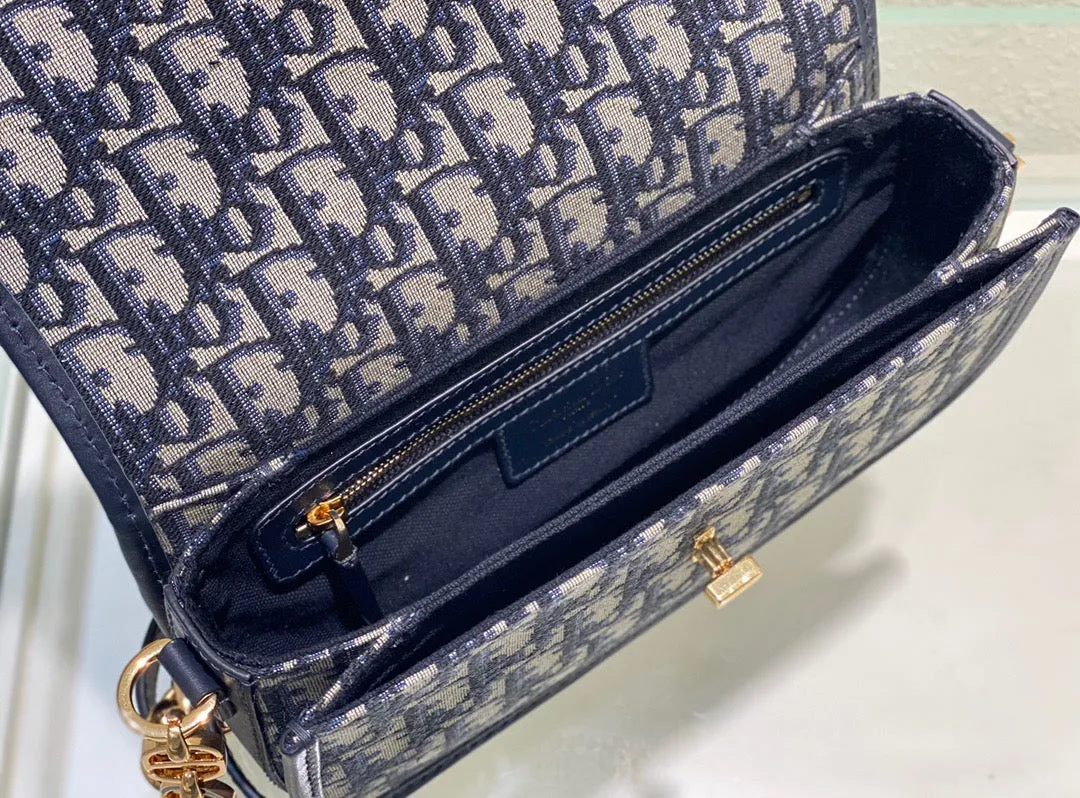 DR301 Small/Medium 30 Montaigne Avenue Bag / HIGHEST QUALITY VERSION