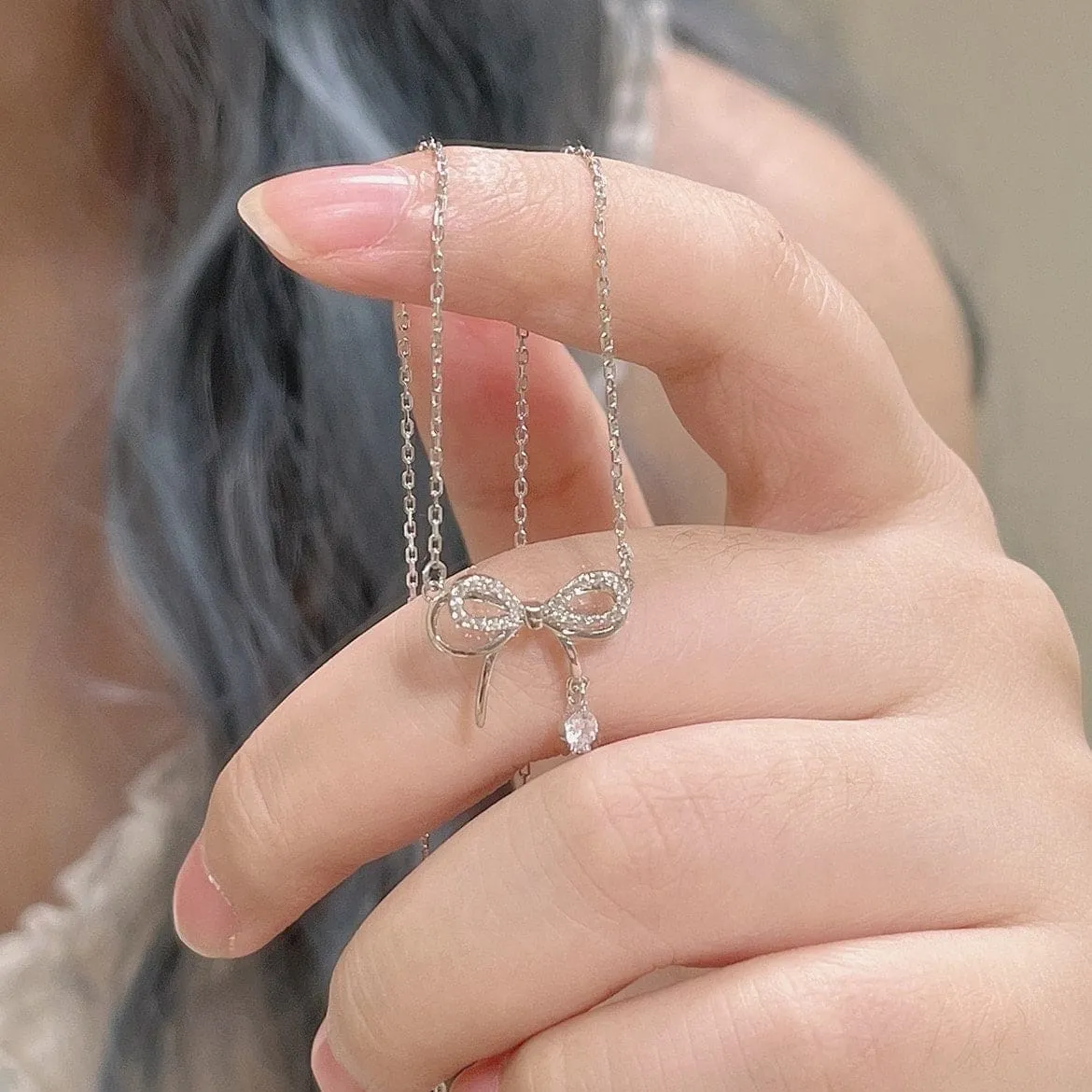 Elegant Kawaii Bowknot Charm Necklace
