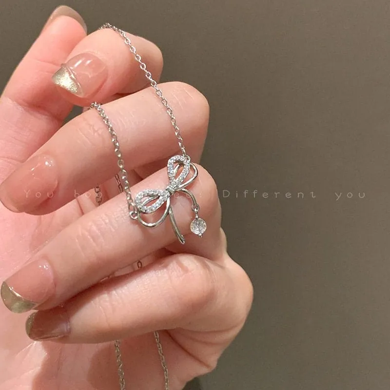Elegant Kawaii Bowknot Charm Necklace