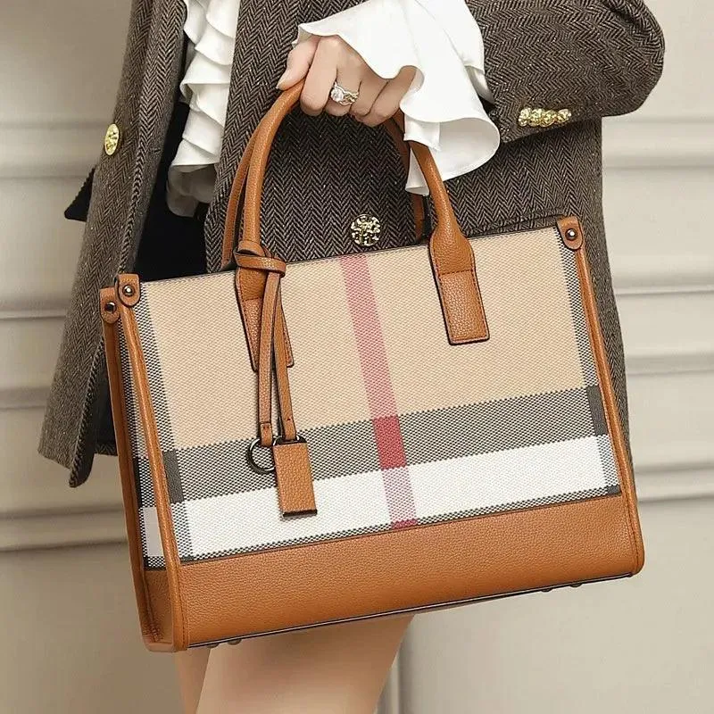 European Retro High-Grade Handbag