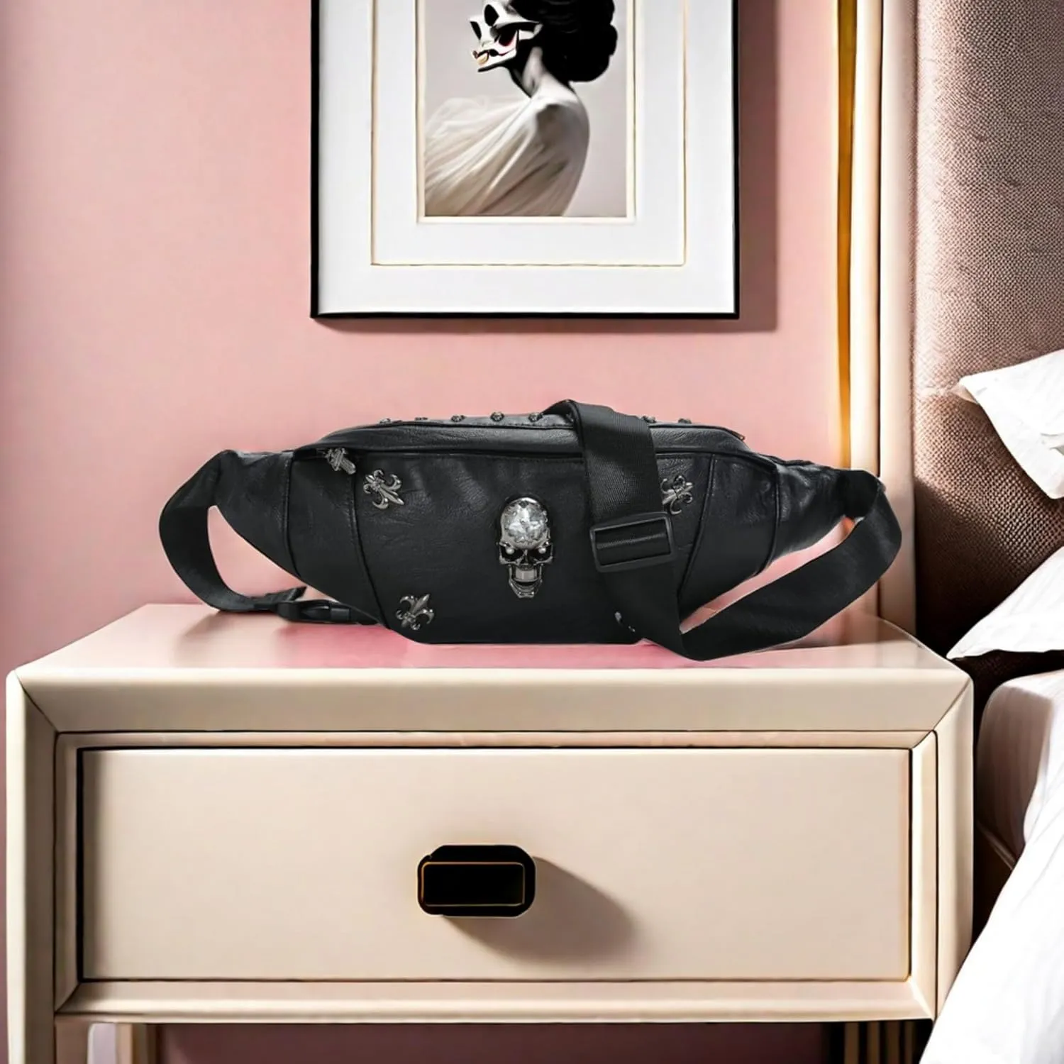 Fanny Pack for Women, Black Leather Bum Bag for Women, Skull Design Fanny Packs for Women, Fashion Waist Bag for Dog Walking, Festivals, Hiking, Travel