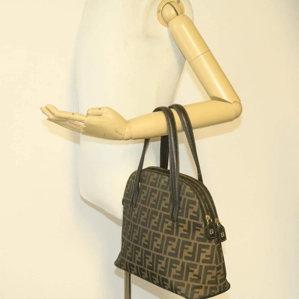 FENDI Vintage Zucca Canvas Hand Bag AWL1087
