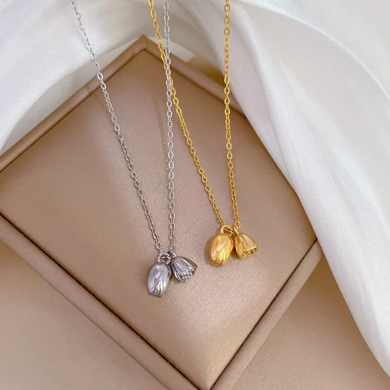 Gold Color Temperament Lotus Shaped Pendant Necklace For Women