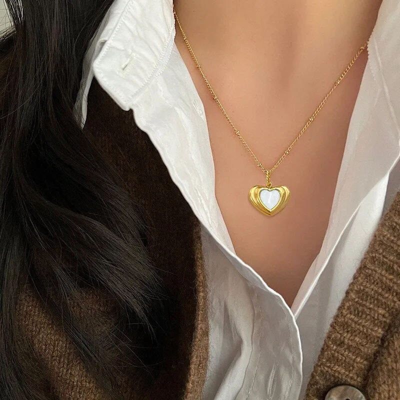 Gold Plated Bohemian Natural Shells Heart  Pendant Neckalce For Women