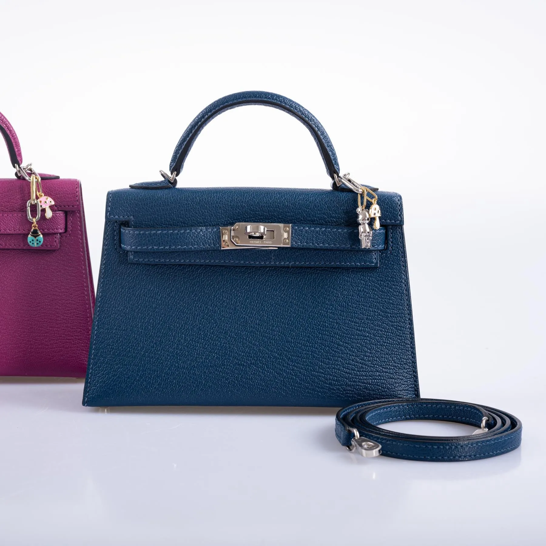 Hermès Kelly 20 Mini II Sellier Verso Blue Deep and Ebène Chèvre Palladium Hardware