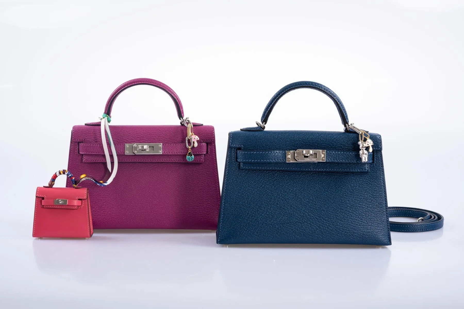 Hermès Kelly 20 Mini II Sellier Verso Blue Deep and Ebène Chèvre Palladium Hardware