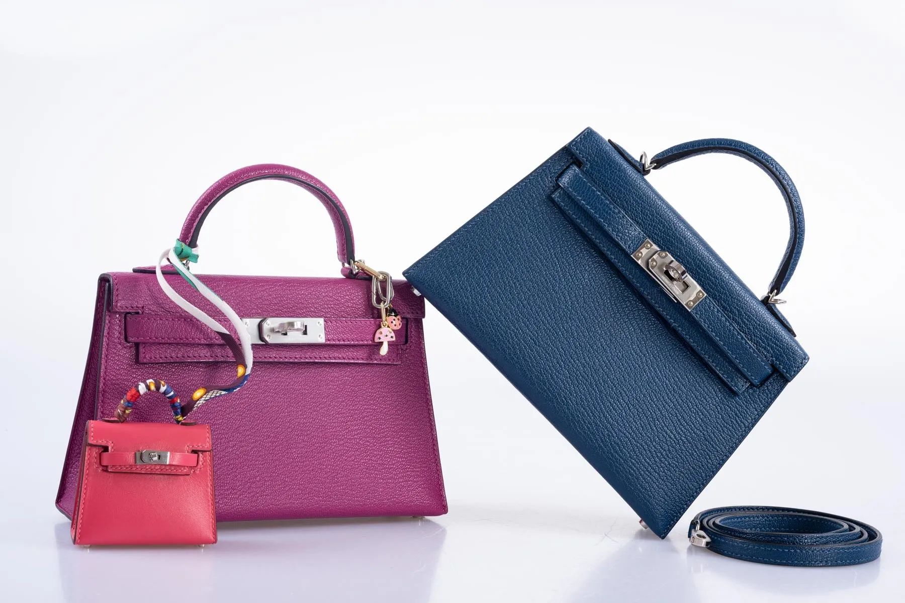 Hermès Kelly 20 Mini II Sellier Verso Blue Deep and Ebène Chèvre Palladium Hardware