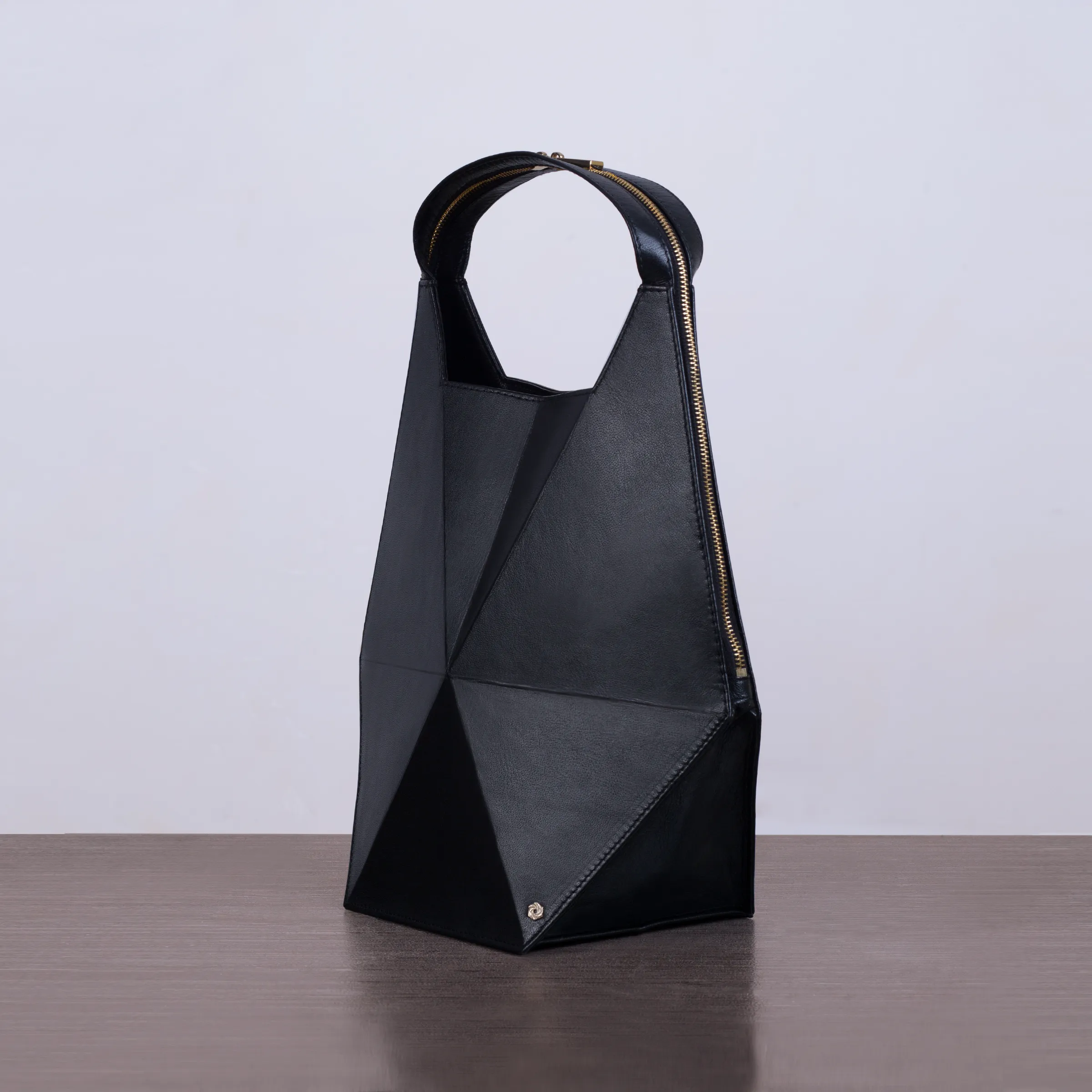 Hexella Hobo Black