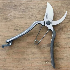 Japanese Carbon Steel Secateurs - Onoyoshi Type B 200mm