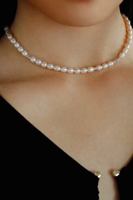 Japanese Minimalist Pearl Necklace