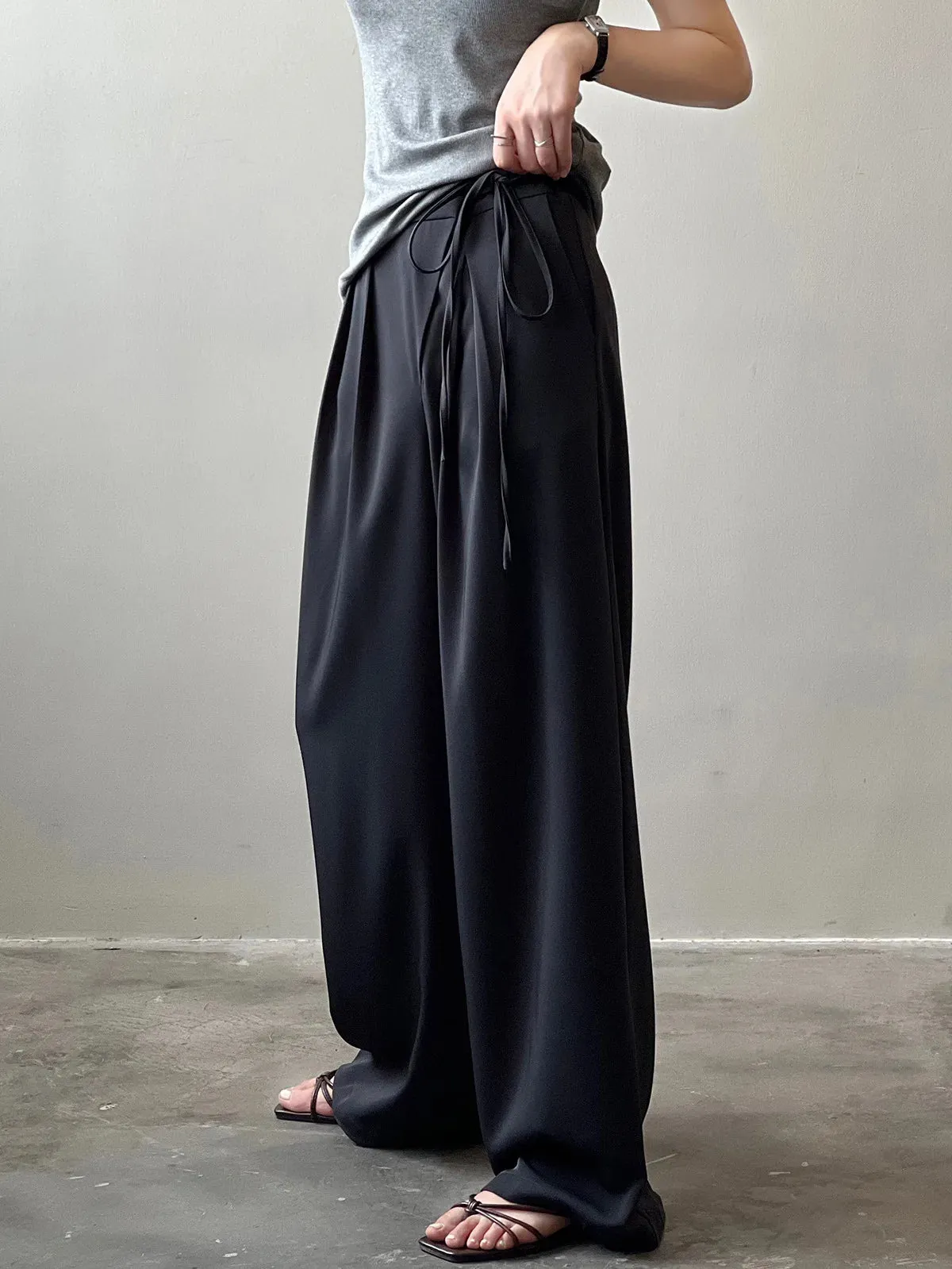 [Korean Style] 2 Colors High Waisted drawstring Tie Dress-up Trousers