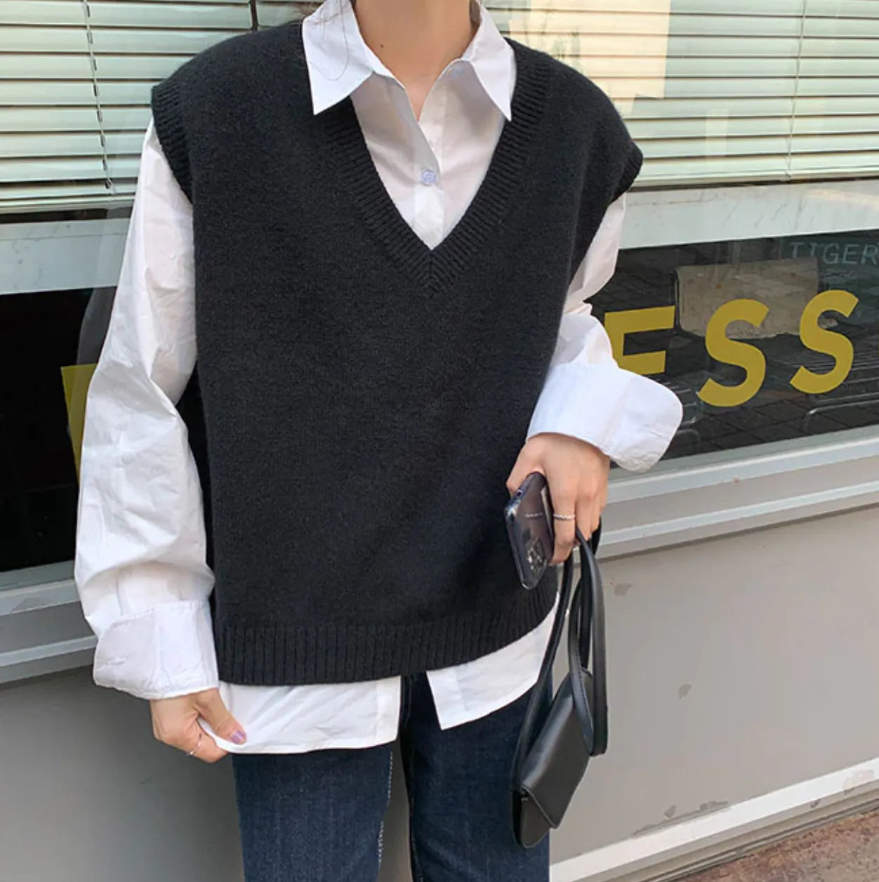 [Korean Style] 4 Colors Loose Fit V Neck Knit Vest