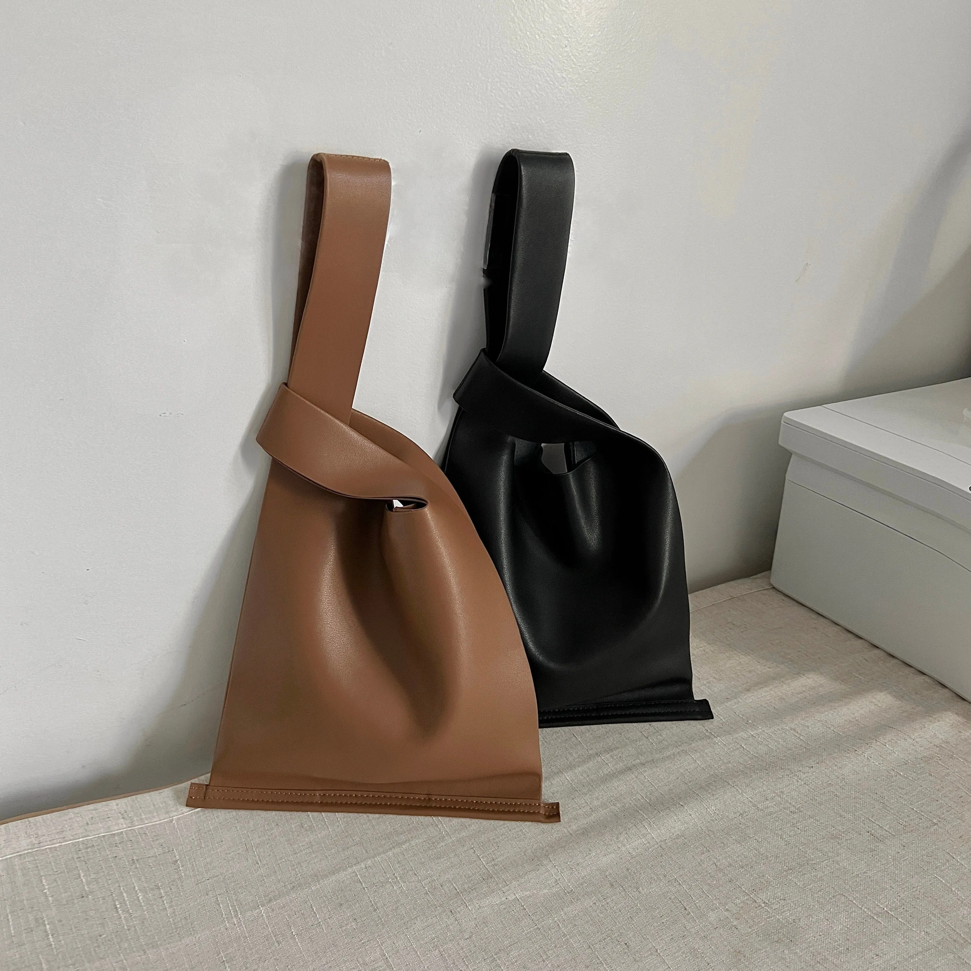 [Korean Style] Audre Minimalistic 2 Way Leather Tote Crossbody Wrist Bag