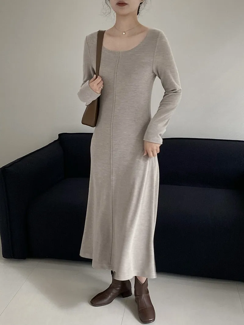 [Korean Style] Basic Scoop Neck Solid Color Long Sleeve A Line Midi Dress