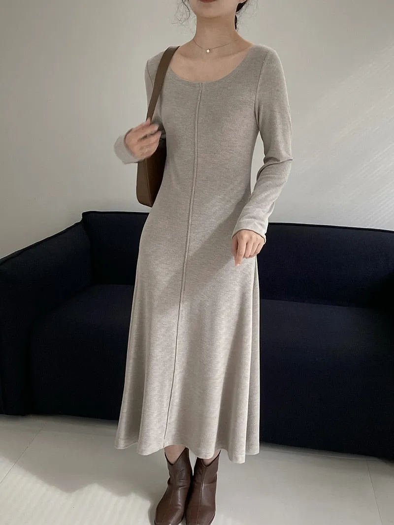 [Korean Style] Basic Scoop Neck Solid Color Long Sleeve A Line Midi Dress