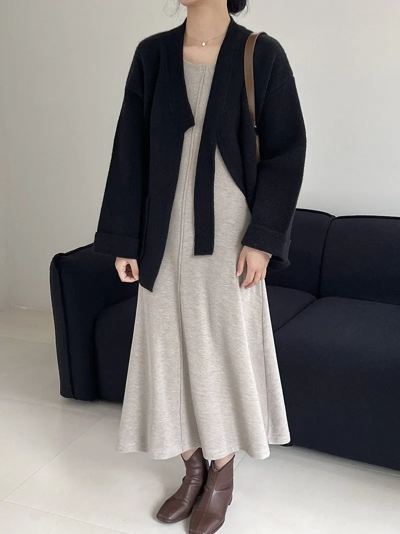 [Korean Style] Basic Scoop Neck Solid Color Long Sleeve A Line Midi Dress