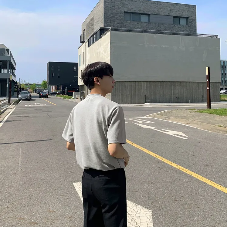 [Korean Style] Khaki/Gray Round Neck Half T-shirts
