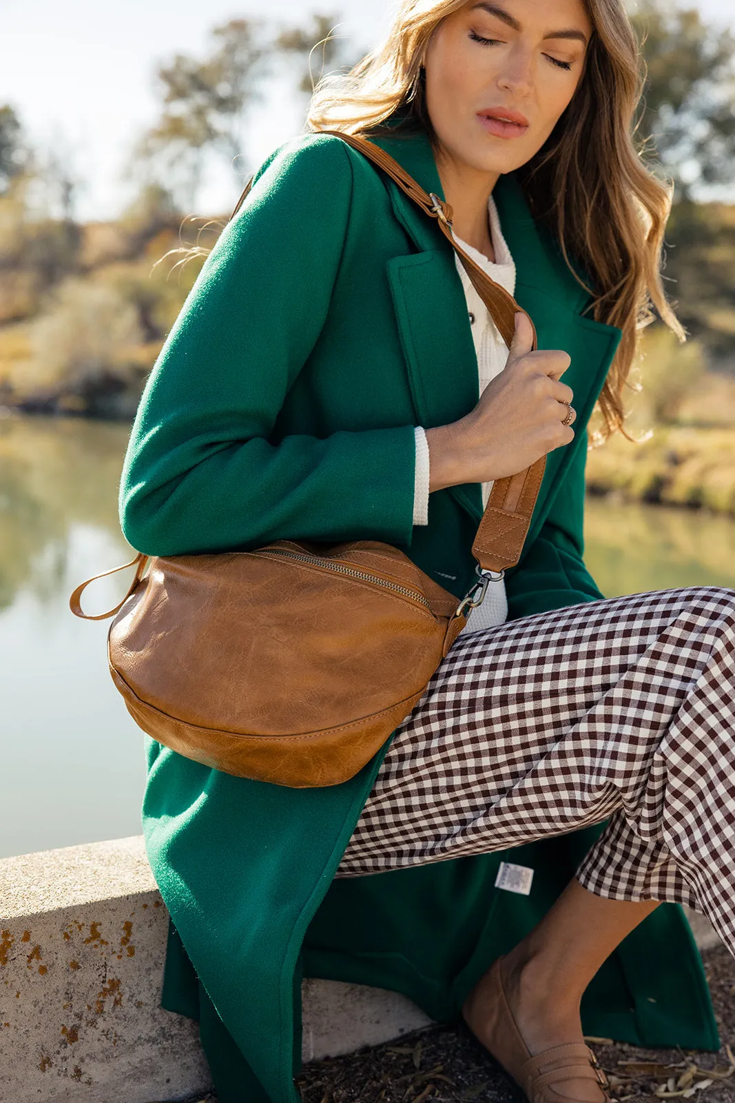 Laura Contrast Strap Sling Belt Bag