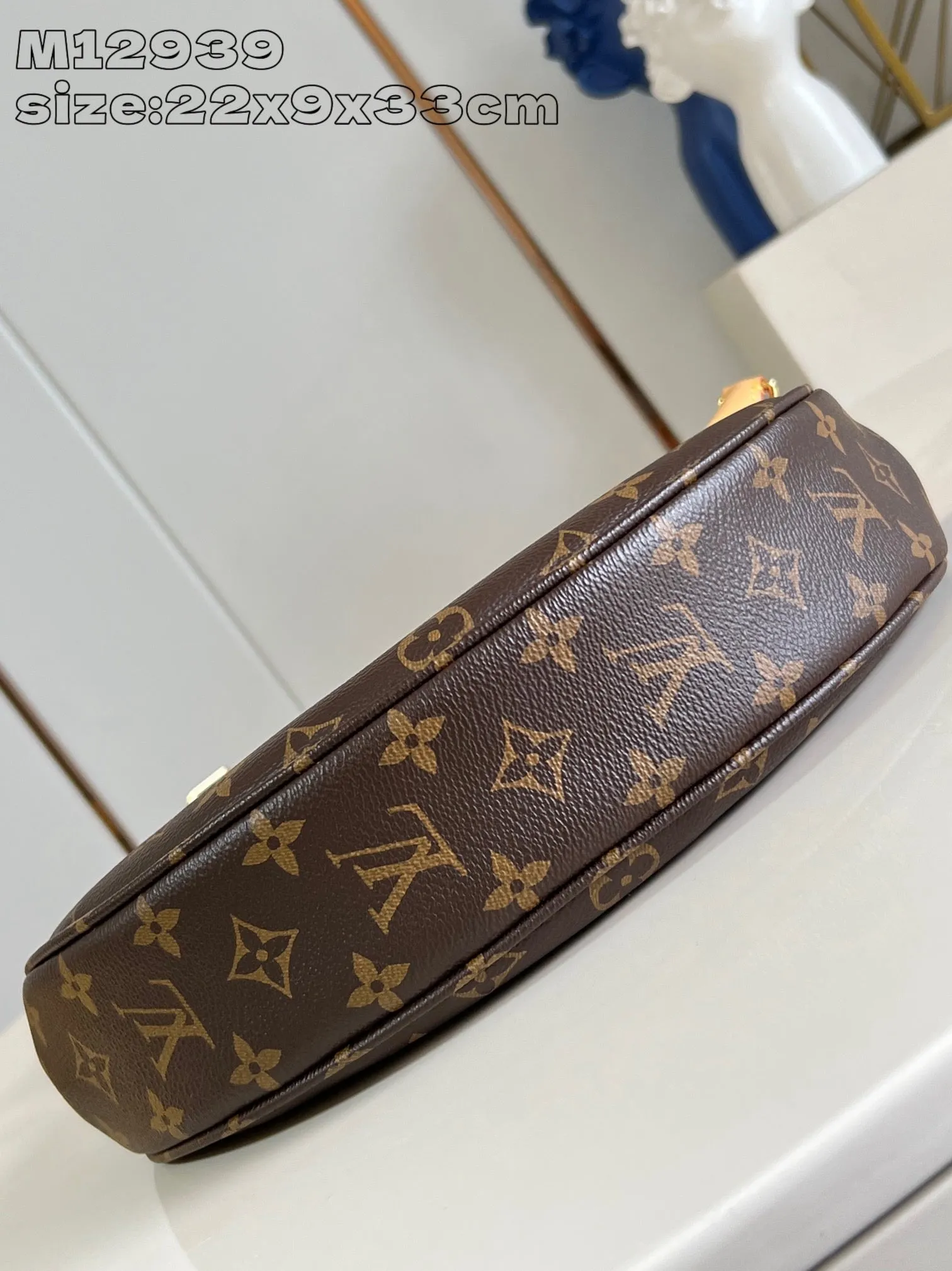 LB1134 Looping Hobo / HIGHEST QUALITY VERSION / 8.6x3.5x13inch