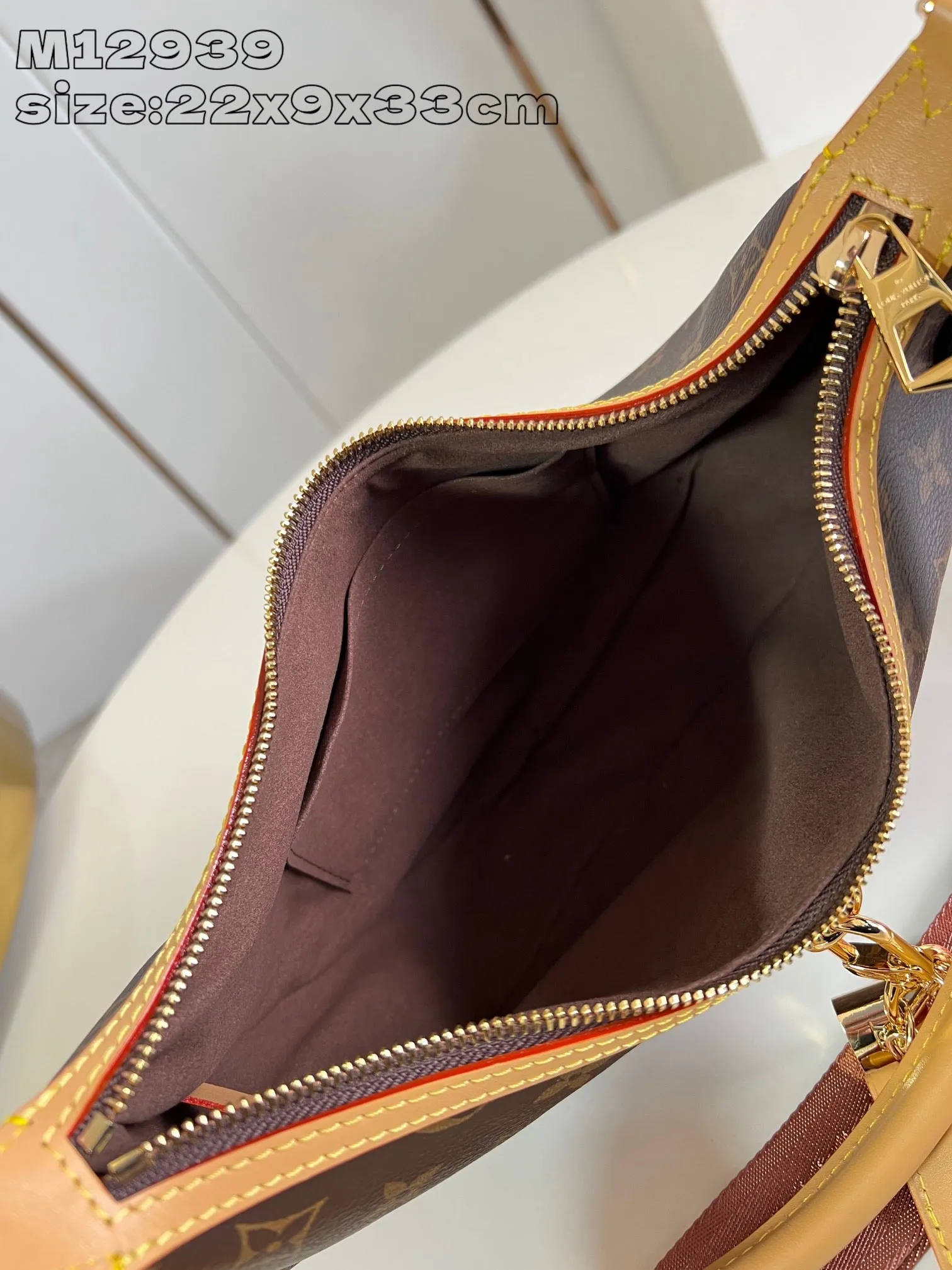 LB1134 Looping Hobo / HIGHEST QUALITY VERSION / 8.6x3.5x13inch
