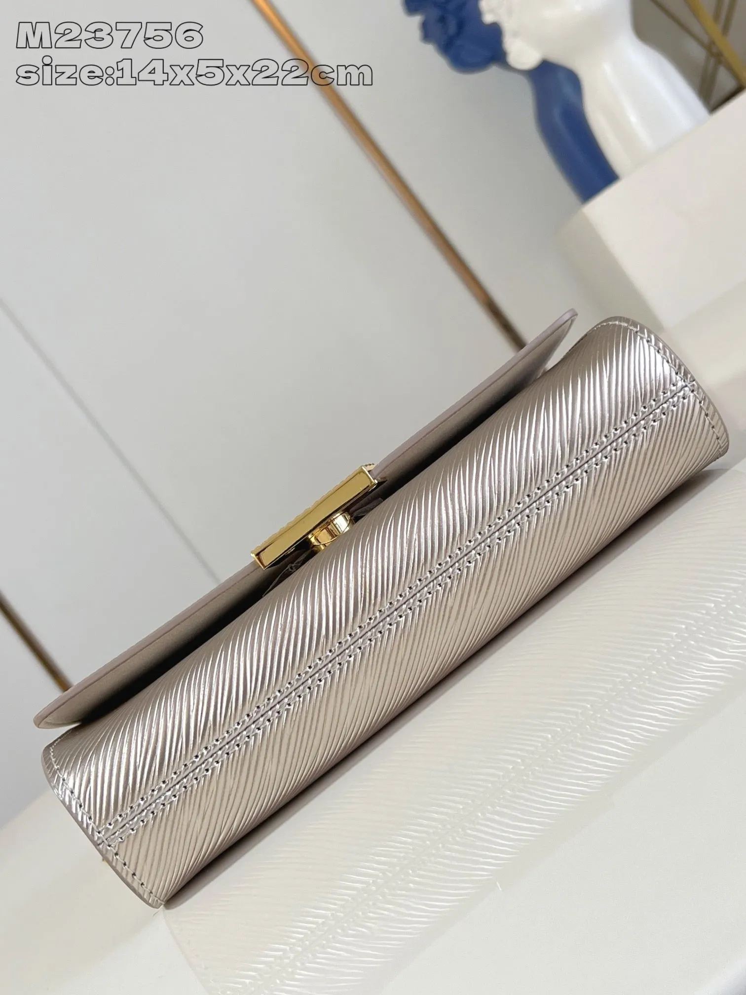 LB1197 Pochette Louise / 8.7 x 5.5 x 2 inches / HIGHEST QUALITY VERSION