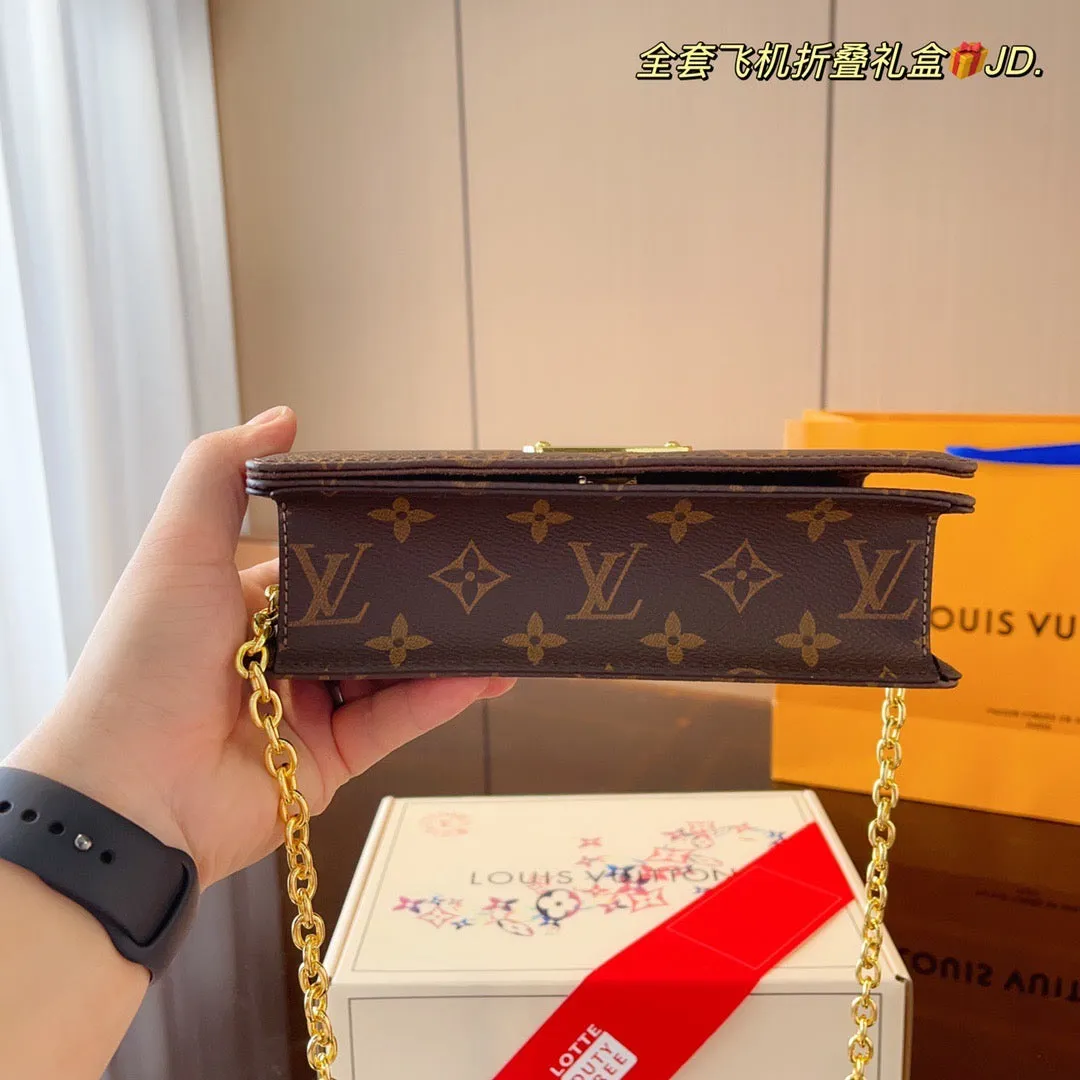 LB855 Wallet On Chain Lily / 7.8x2.3x3.9inch
