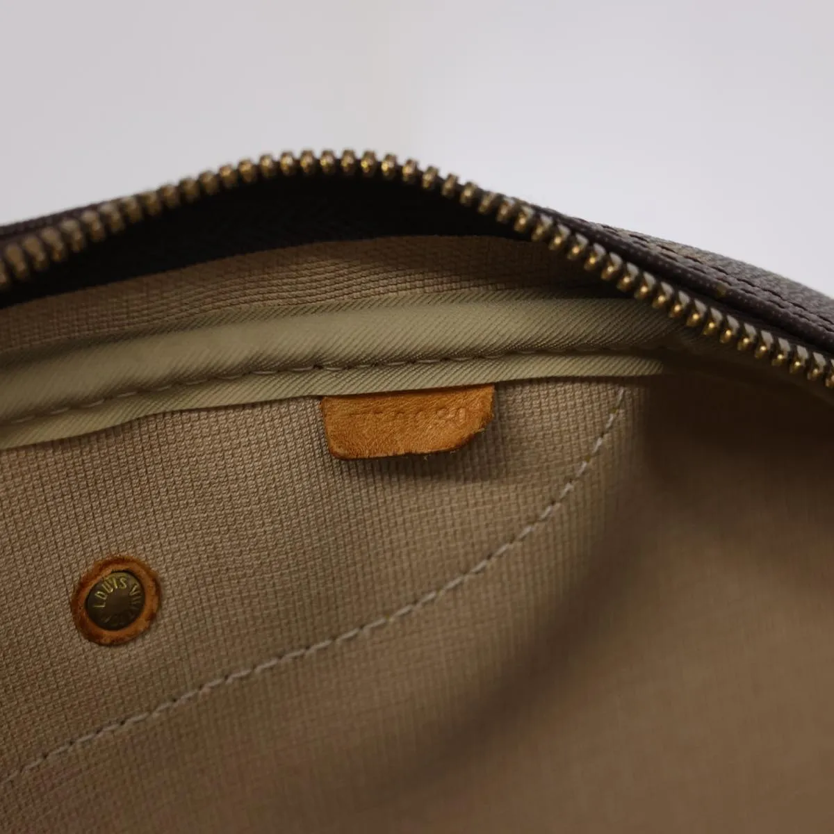 LOUIS VUITTON Monogram Evasion Boston Bag M41443 LV Auth 40491